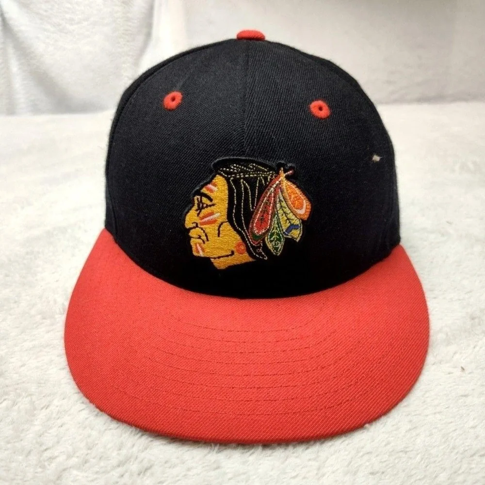 Chicago Blackhawks Hat Cap Fitted Mens 7 Black NHL Hockey Mitchell & Ness Toews